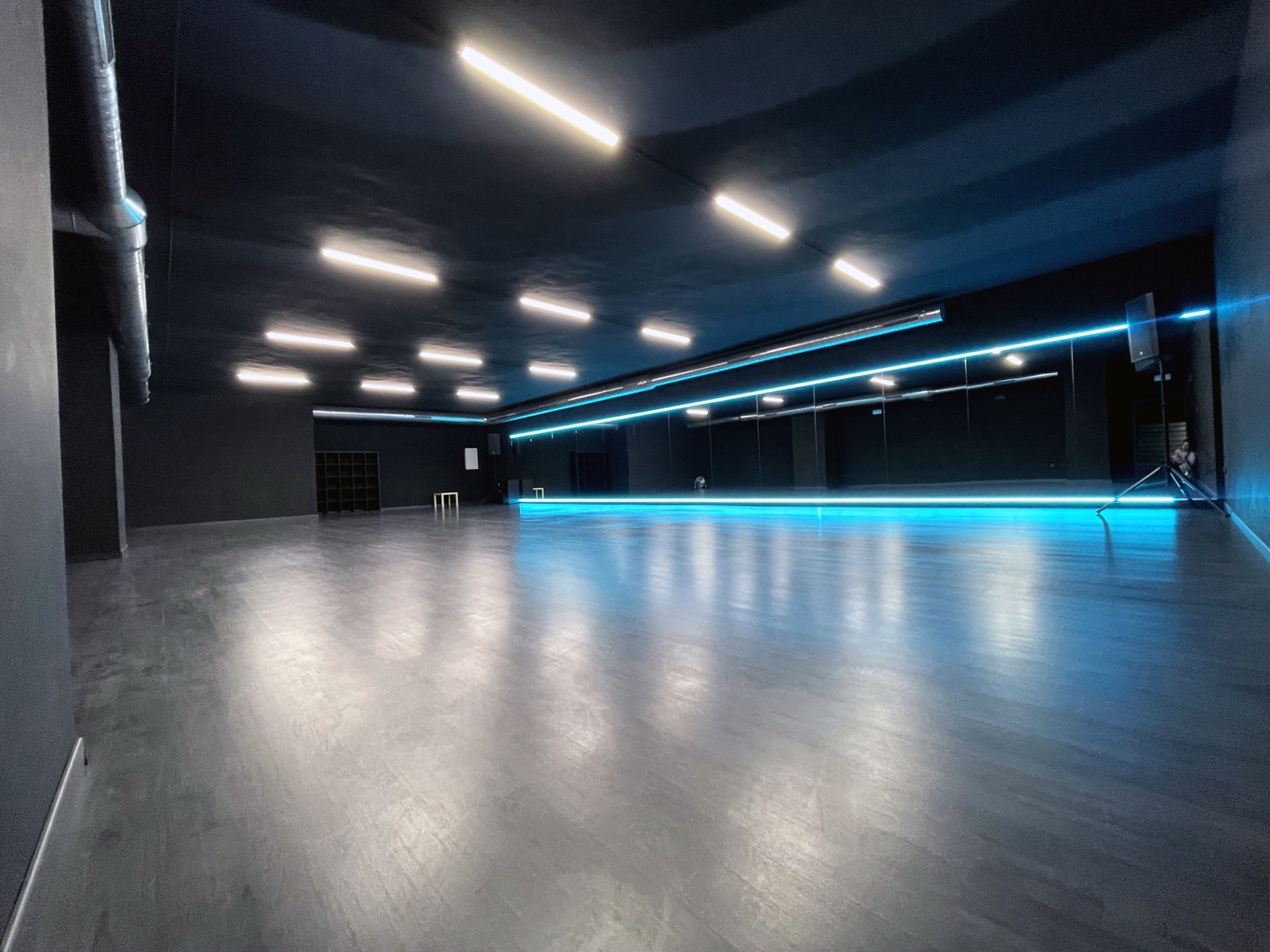 Studio 03